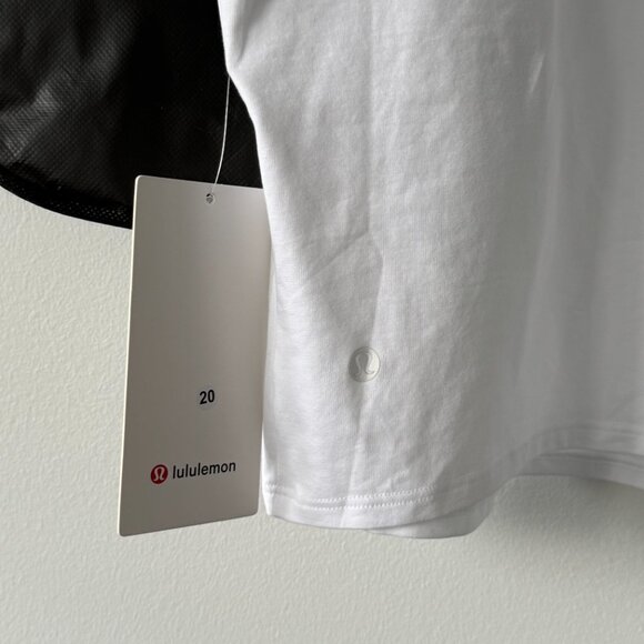 Lululemon NWT Organic Cotton Baby Tee - Picture 5 of 7